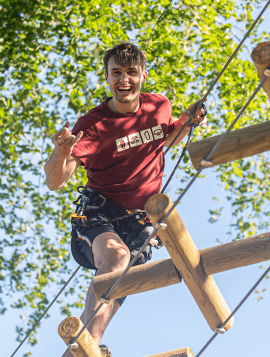 Image de fond de l'Altiparc d'Aydat